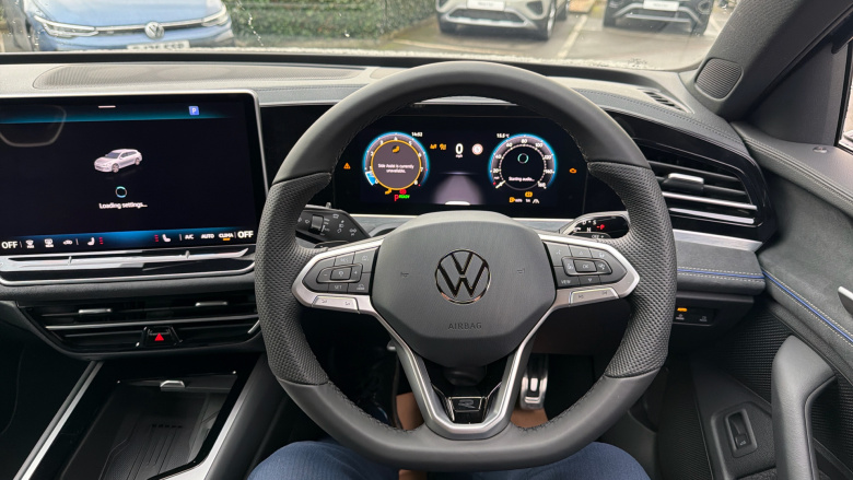 Volkswagen Passat 1.5 eTSI R-Line 5dr DSG Petrol Estate